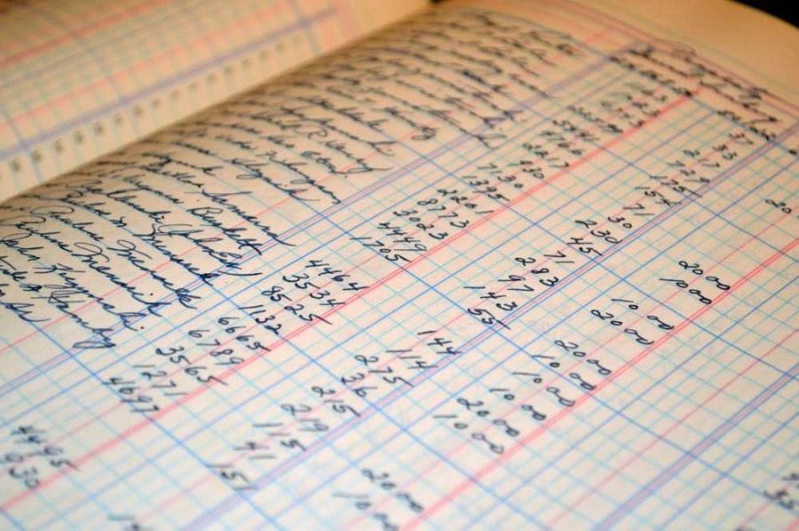Räkenskaper granskas i samband med en finansiell due diligence