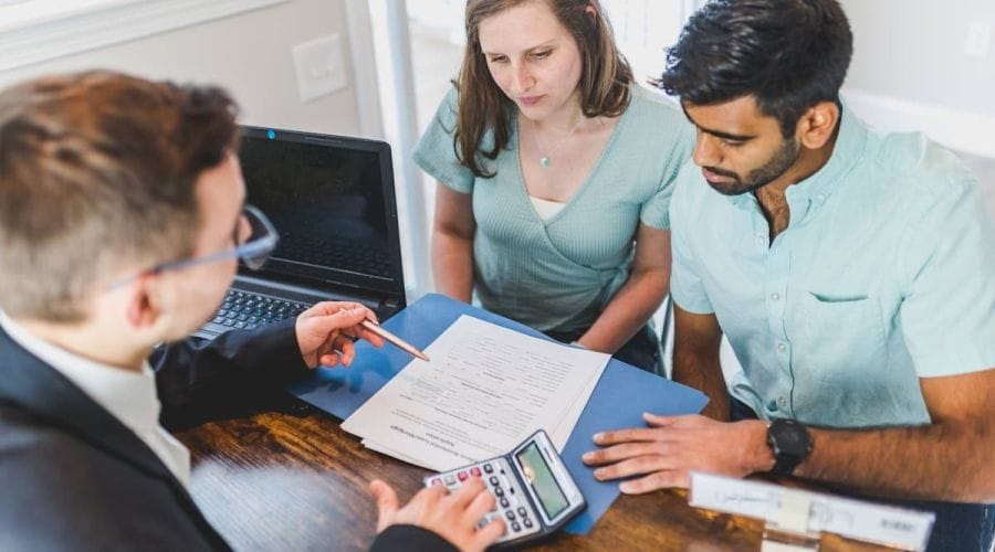 Aktier i företag som delas upp vid skilsmässa